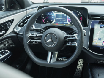 Mercedes-Benz E 450 d 4M AMG Night Panorama 360° Burmester