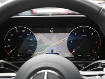 Mercedes-Benz E 450 d 4M AMG Night Superscreen Navi 360° Memory