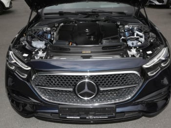 Mercedes-Benz E 450 d 4M AMG Night Superscreen Navi 360° Memory
