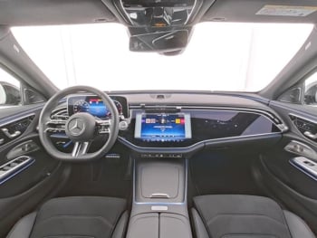 Mercedes-Benz E 450 d 4M AMG Night Navi Distronic Memory 360°