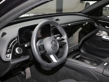 Mercedes-Benz E 450 d 4M AMG Night Superscreen Navi 360° Memory