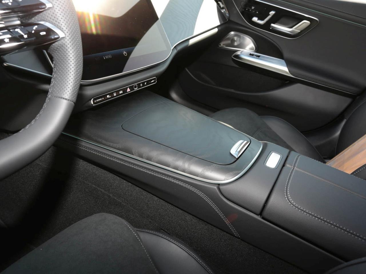 Mercedes-Benz E 450 d 4MATIC Limousine AMG Night Panorama AHK