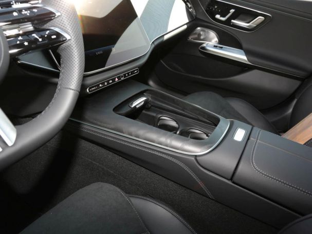 Mercedes-Benz E 450 d 4MATIC Limousine AMG Night Panorama AHK Mercedes-Benz E 450 d 4MATIC Limousine AMG Night Panorama AHK