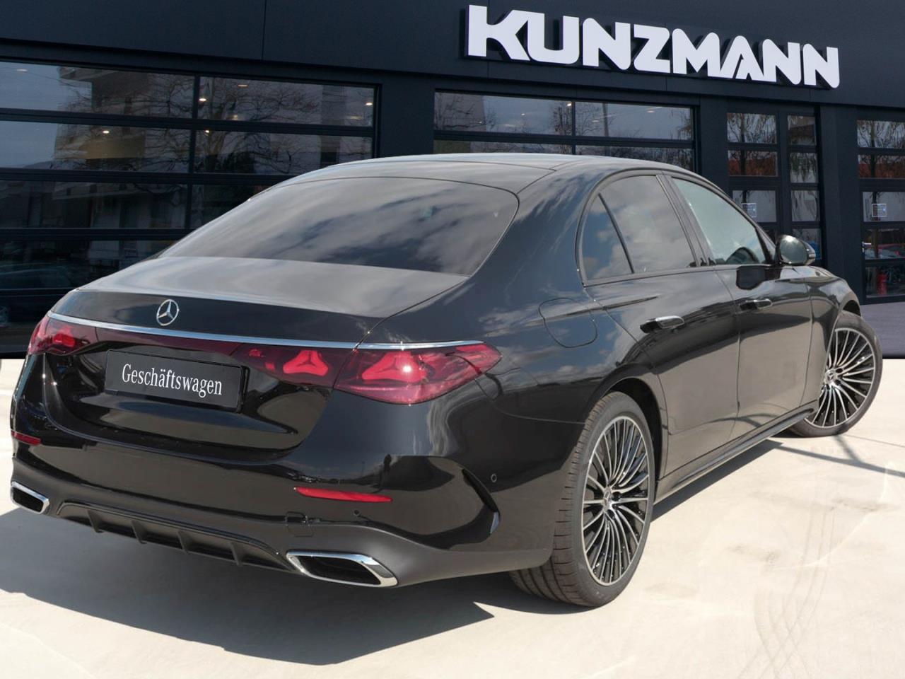 Mercedes-Benz E 450 d 4MATIC Limousine AMG Night Panorama AHK