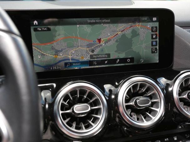 Mercedes-Benz EQA 250 Progressive Panorama Kamera Head-Up