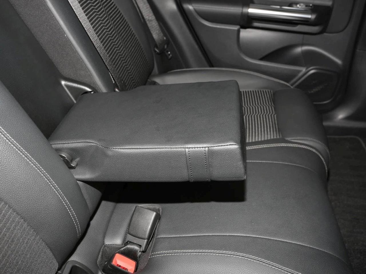 Mercedes-Benz EQA 250 Progressive Panorama Kamera Head-Up