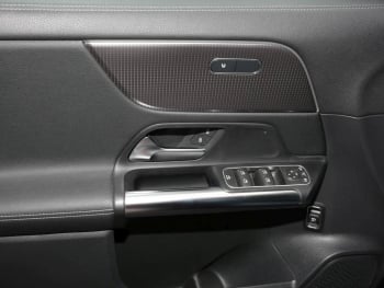 Mercedes-Benz EQA 250 Progressive Panorama Kamera Head-Up