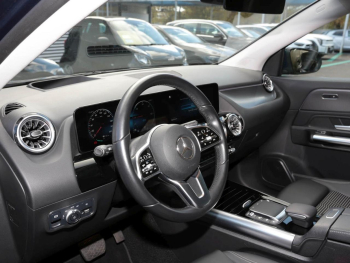 Mercedes-Benz EQA 250 Progressive Panorama Kamera Head-Up