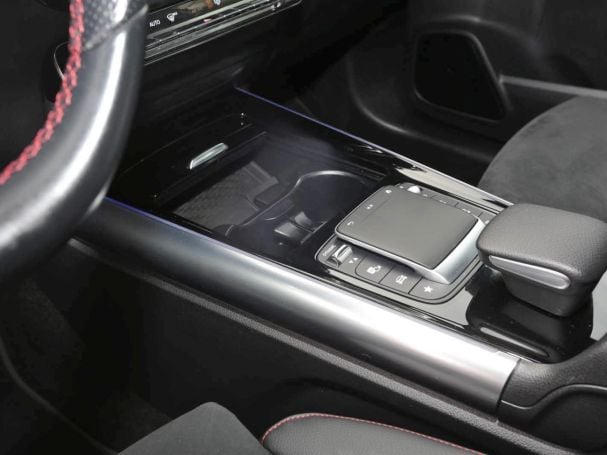 Mercedes-Benz EQA 250 AMG Night MBUX Panorama Totwinkel Kamera