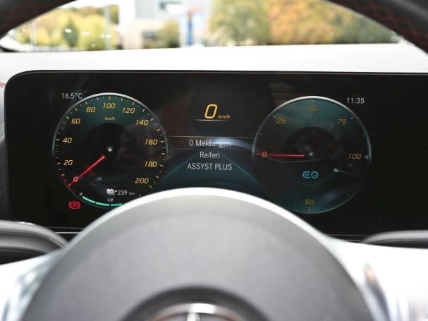 Mercedes-Benz EQA 250 AMG Night MBUX Panorama Totwinkel Kamera