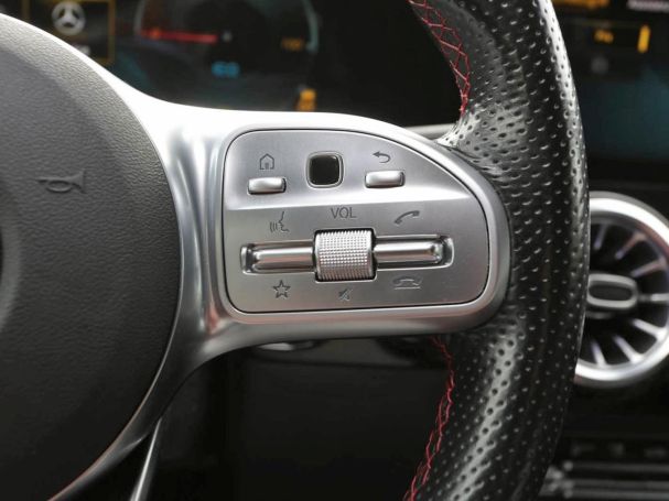 Mercedes-Benz EQA 250 AMG Night MBUX Panorama Totwinkel Kamera