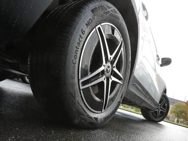 Mercedes-Benz EQA 250 AMG Night MBUX Panorama Totwinkel Kamera