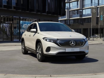 Mercedes-Benz EQA 250+ MBUX Navi Kamera Park-Paket EasyPack Mercedes-Benz EQA 250+ MBUX Navi Kamera Park-Paket EasyPack