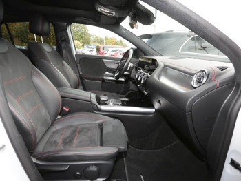 Mercedes-Benz EQA 250 AMG Night MBUX Panorama Totwinkel Kamera