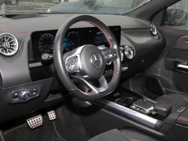 Mercedes-Benz EQA 250 AMG MBUX Navi Panorama Kamera HUD SpurH Mercedes-Benz EQA 250 AMG MBUX Navi Panorama Kamera HUD SpurH