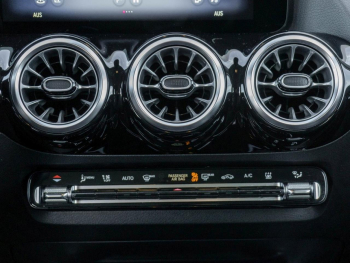 Mercedes-Benz EQA 250 Progressive MBUX Navi Distronic Kamera
