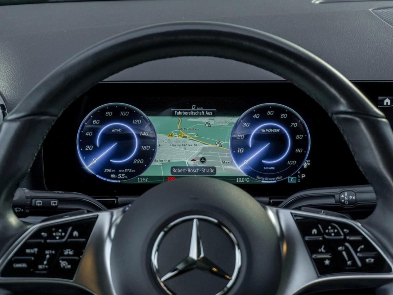 Mercedes-Benz EQA 250 Progressive MBUX Navi Distronic Kamera