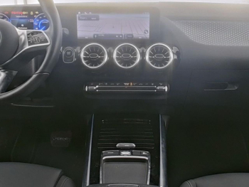 Mercedes-Benz EQA 250 Progressive MBUX Navi Distronic Kamera