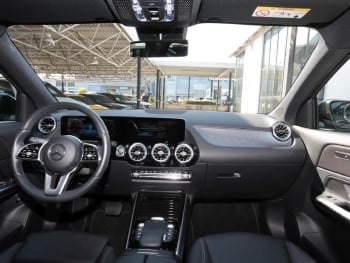 Mercedes-Benz EQA 250 Progressive MBUX Navi Panorama Kamera