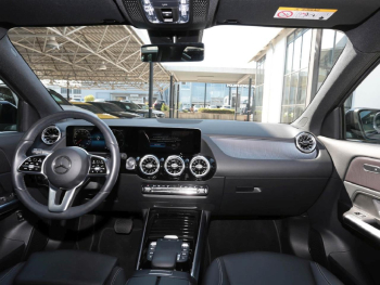 Mercedes-Benz EQA 250 Progressive MBUX Navi Panorama Kamera