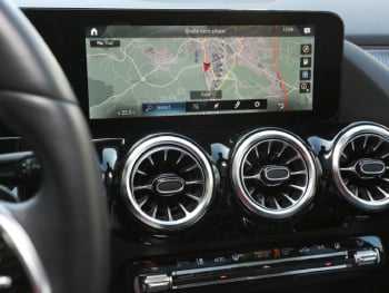 Mercedes-Benz EQA 250 Progressive MBUX Navi Panorama Kamera