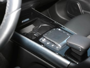 Mercedes-Benz EQA 250 Progressive MBUX Navi Panorama Kamera