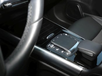 Mercedes-Benz EQA 250 Progressive MBUX Navi Panorama Kamera