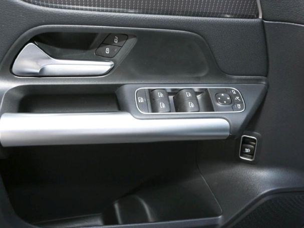 Mercedes-Benz EQA 250 Progressive MBUX Navi Panorama Kamera Mercedes-Benz EQA 250 Progressive MBUX Navi Panorama Kamera