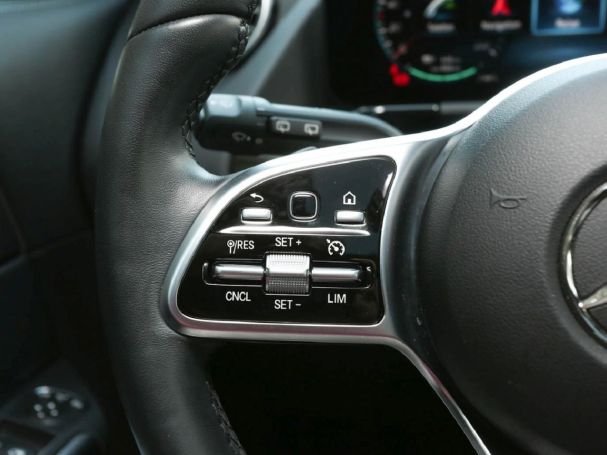 Mercedes-Benz EQA 250 Progressive MBUX Navi Panorama Kamera Mercedes-Benz EQA 250 Progressive MBUX Navi Panorama Kamera