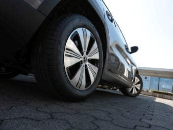 Mercedes-Benz EQA 250 Progressive MBUX Navi Panorama Kamera