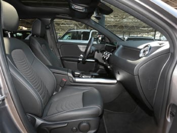 Mercedes-Benz EQA 250 Progressive MBUX Navi Panorama Kamera