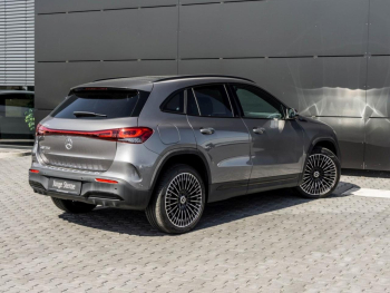 Mercedes-Benz EQA 250 AMG Night Distronic Panorama AHK 360°