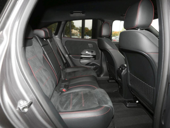 Mercedes-Benz EQA 250 AMG Night MBUX Kamera AHK Easy-Pack LED