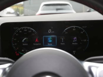 Mercedes-Benz EQA 250 AMG Night MBUX Kamera AHK Easy-Pack LED