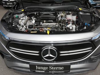 Mercedes-Benz EQA 250 AMG Night MBUX Kamera AHK Easy-Pack LED