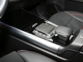 Mercedes-Benz EQA 250 AMG Night MBUX Kamera AHK Easy-Pack LED