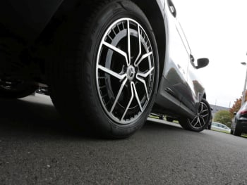 Mercedes-Benz EQA 250 AMG Night MBUX Kamera AHK Easy-Pack LED