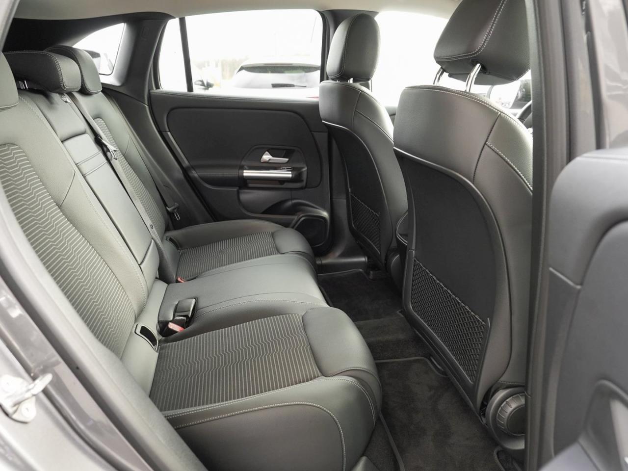 Mercedes-Benz EQA 250 Progressive Night Kamera Easy-Pack