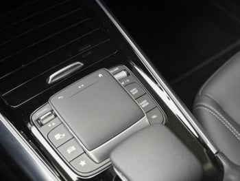 Mercedes-Benz EQA 250 Progressive Night Kamera Easy-Pack