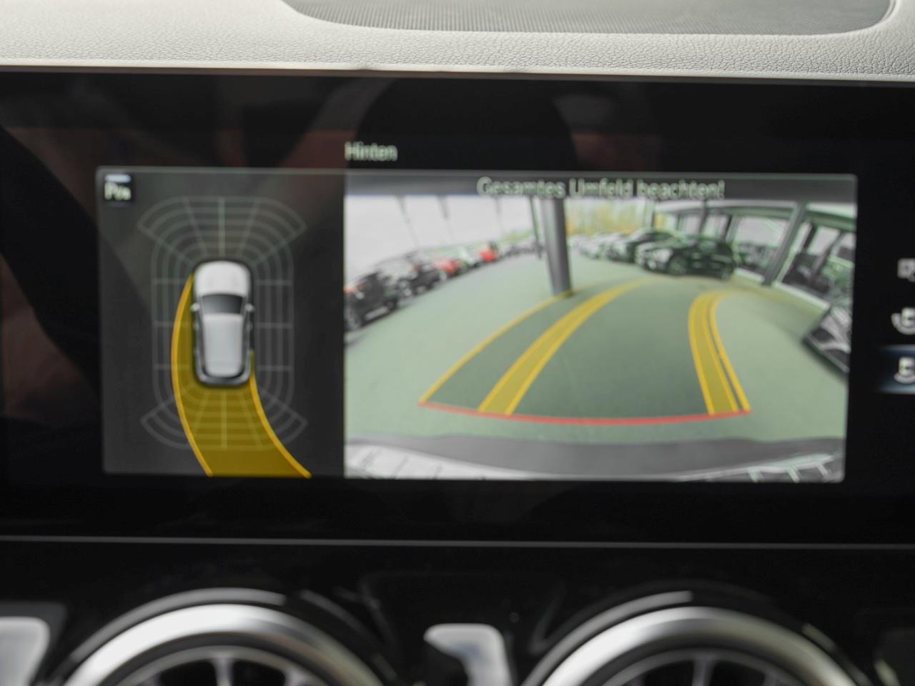 Mercedes-Benz EQA 250 Progressive Night Kamera Easy-Pack