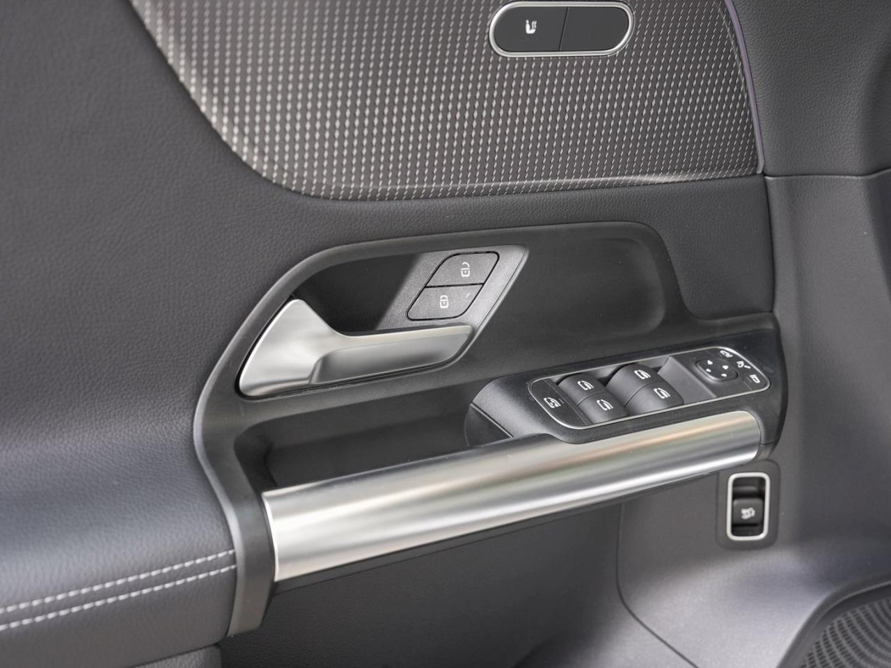 Mercedes-Benz EQA 250 Progressive Night Kamera Easy-Pack