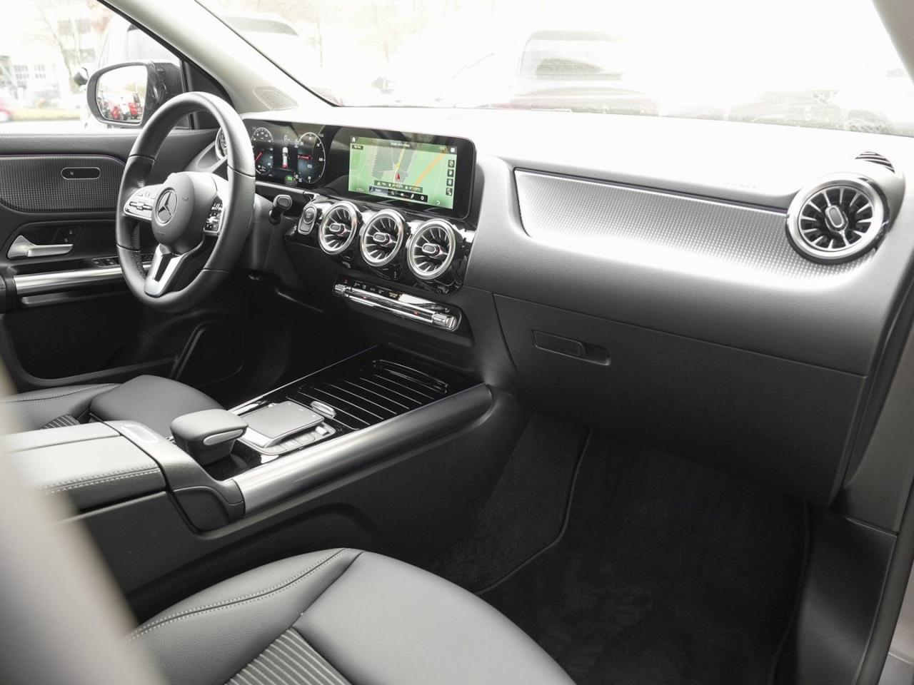 Mercedes-Benz EQA 250 Progressive Night Kamera Easy-Pack