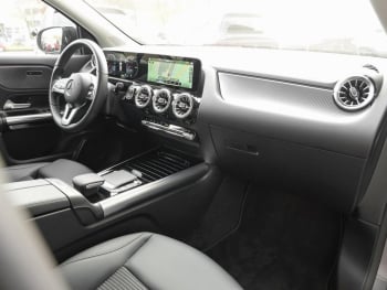 Mercedes-Benz EQA 250 Progressive Night Kamera Easy-Pack