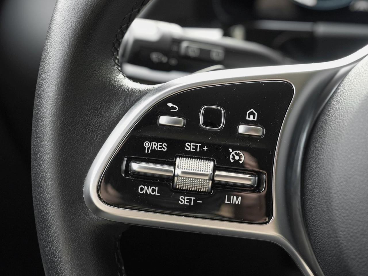 Mercedes-Benz EQA 250 Progressive Night Kamera Easy-Pack