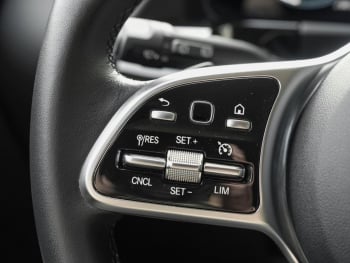 Mercedes-Benz EQA 250 Progressive Night Kamera Easy-Pack