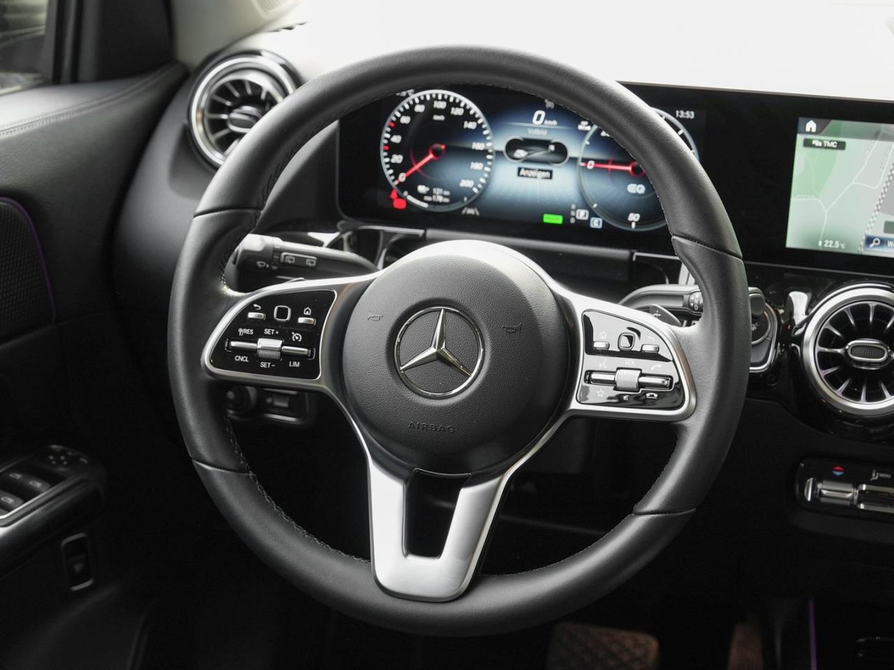 Mercedes-Benz EQA 250 Progressive Night Kamera Easy-Pack