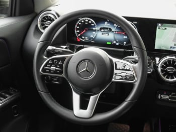 Mercedes-Benz EQA 250 Progressive Night Kamera Easy-Pack