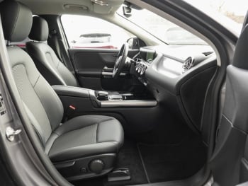 Mercedes-Benz EQA 250 Progressive Night Kamera Easy-Pack