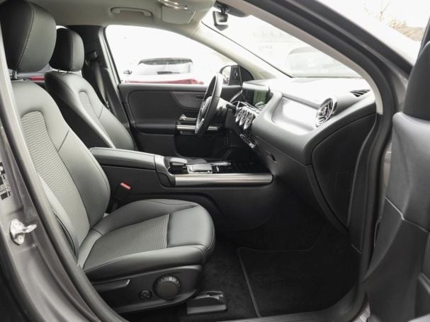 Mercedes-Benz EQA 250 Progressive Night Kamera Easy-Pack