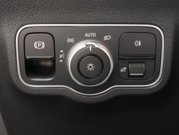 Mercedes-Benz EQA 250 Progressive MBUX Navi 360° AHK EasyPack